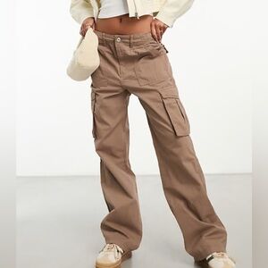 Bershka Tan Cargo Utility Baggy Straight Pants Size 8